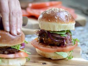 همبرگر خانگی