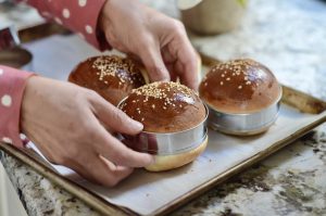 غذای نونی و ساندویچی خارجی