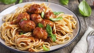 طرز تهیه اسپاگتی و کوفته قلقلی